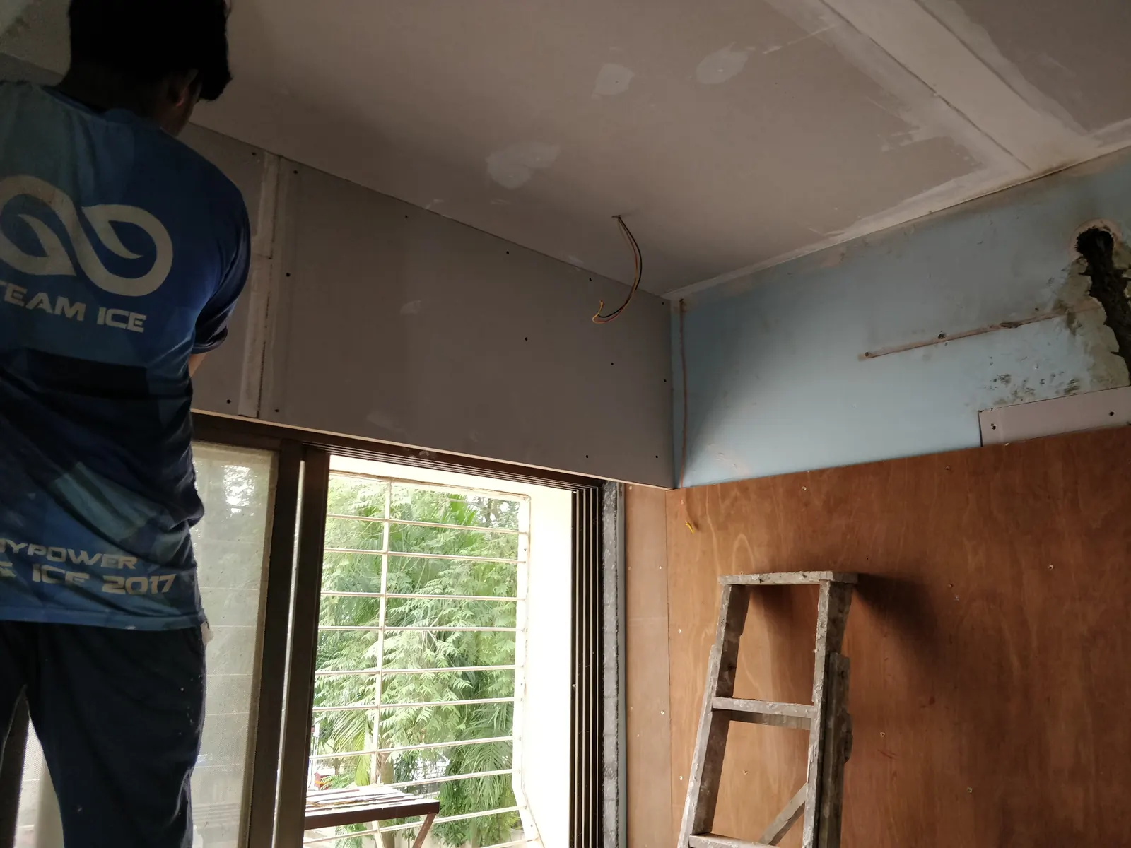 Interior design and fit-out work by Crewnited