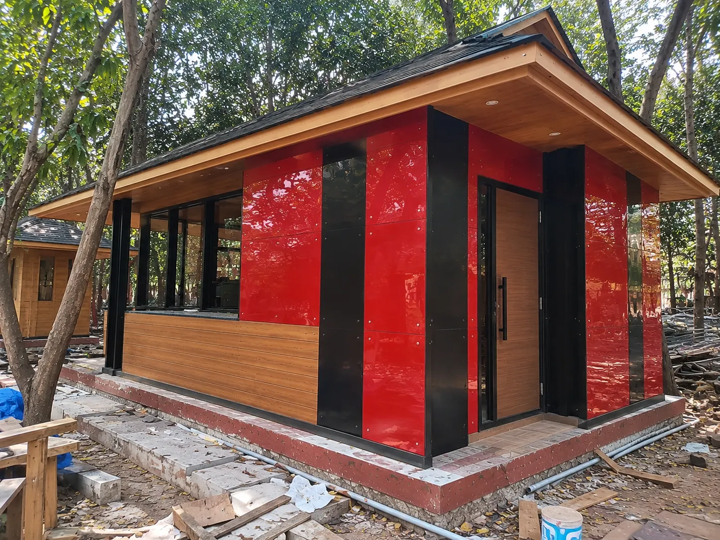 Kiosk fabrication and installation by Crewnited