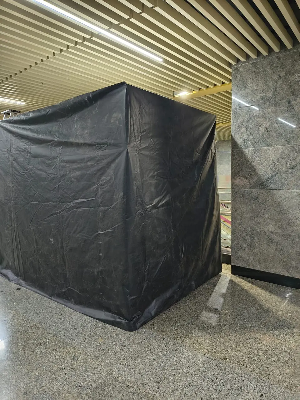 Kiosk fabrication and installation by Crewnited