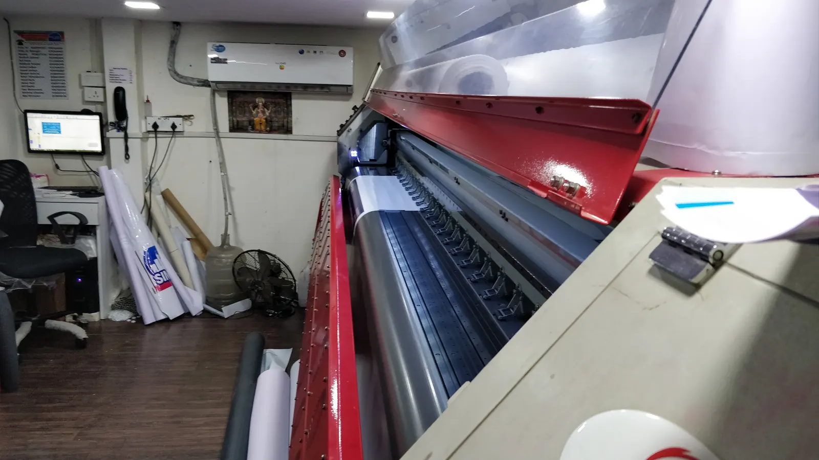 Printing machines at the Crewnited production unit