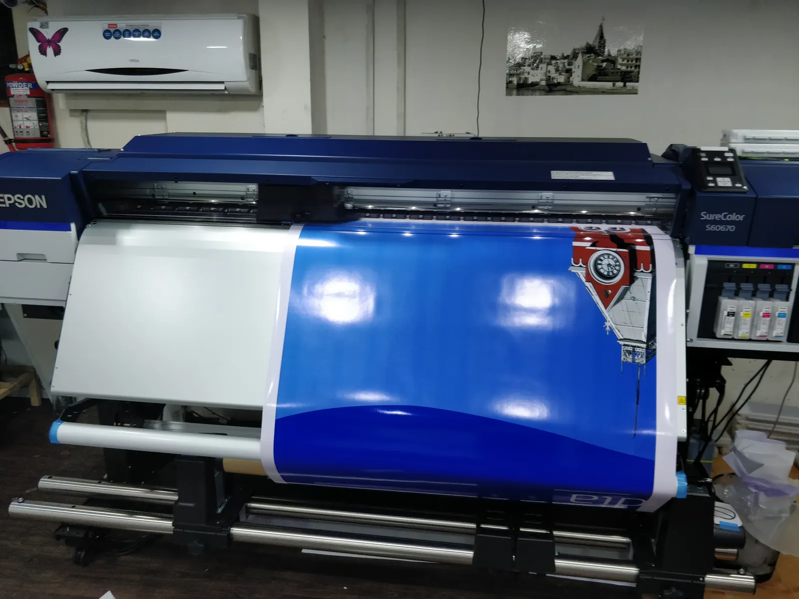 Printing machines at the Crewnited production unit