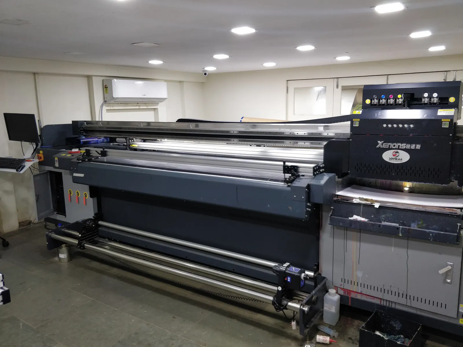 Printing machines at the Crewnited production unit